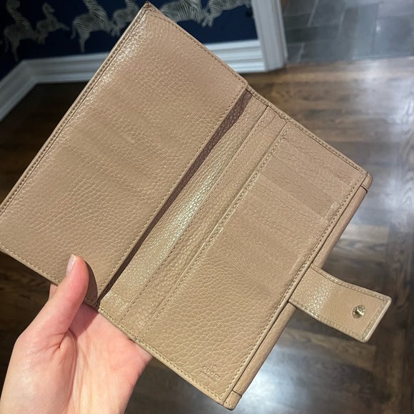 Gucci leather bamboo bow + tassel trifold flap wallet w/ gold hardware - Picture 4 of 8